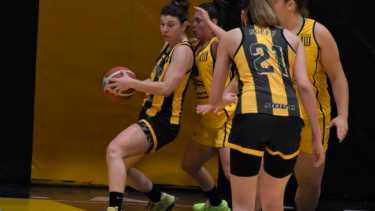 Pacífico festejó su primer triunfo en la Liga Nacional. (Foto: Yamil Regules)