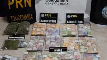El secuestro de drogas se produjo en un domicilio de barrio Tiro Federal en Roca. Foto Gentileza.