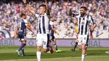 Maximiliano Álvez tiene apenas 18 años y le dio la victoria a Talleres sobre Gimnasia. 