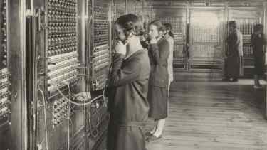 La central funcionaba en la capital neuquina. (FOTO: Gentileza museo Paraje Confluencia)