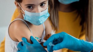 Vacunas Covid 19: desde enero, niños y adolescentes podrán recibir el refuerzo