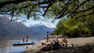 Parque Nacional Lago Puelo: razones para elegirlo en tus vacaciones y descubrir la magia de la Patagonia