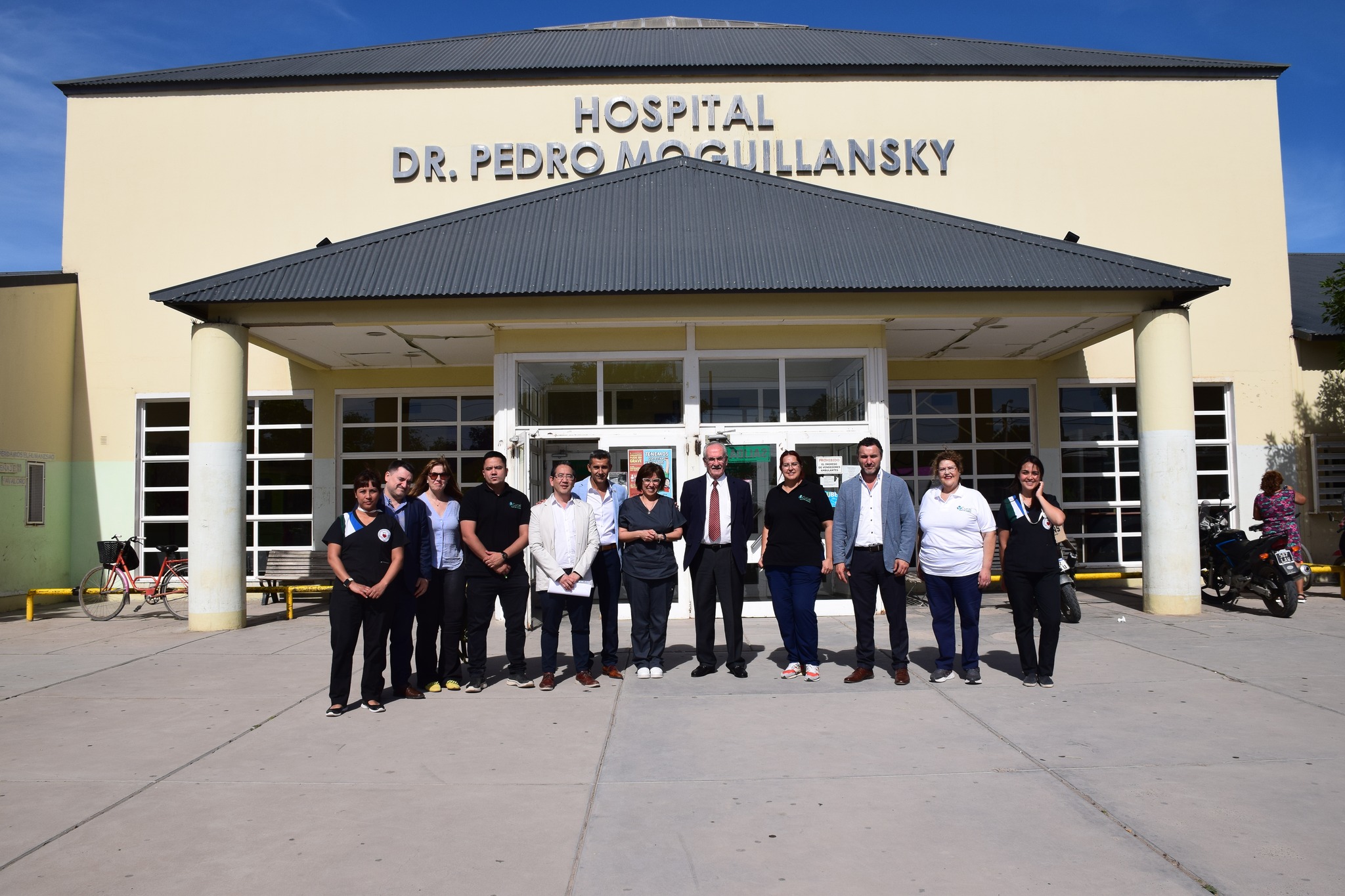 El equipo de Cucai Rio Negro junto al INCUCAI en el hospital de Cipolletti. Foto gentileza