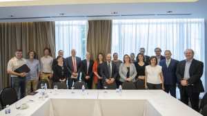 Embajadores europeos y referentes de la sociedad civil analizaron el costado ambiental de Vaca Muerta