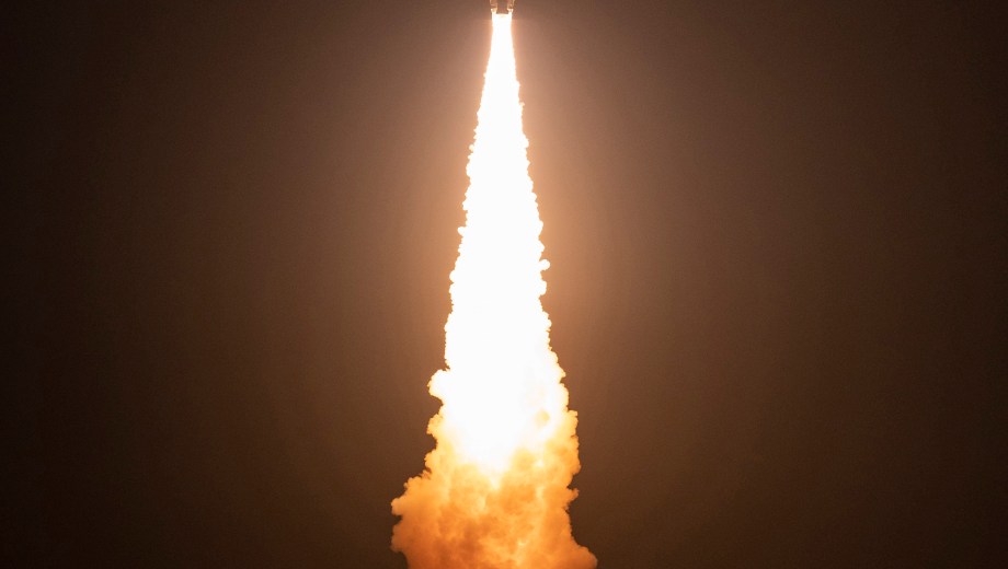 NASA's Space Launch System rocket carrying the Orion spacecraft launches on the Artemis I flight test, Wednesday, Nov. 16, 2022, from Launch Complex 39B at NASA's Kennedy Space Center in Florida. (Keegan Barber/NASA via AP)