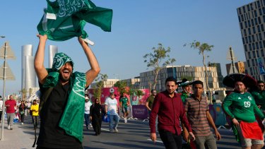 Arabia Saudita festeja un hecho histórico para su deporte. (AP Photo/Andre Penner)
