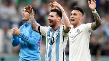 Lionel Messi le mandó un mensaje a la gente tras la victoria ante México. (AP Photo/Moises Castillo)