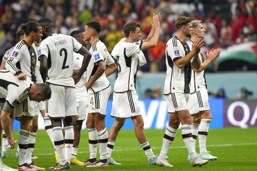 La FIFA analiza sancionar al combinado alemán. (AP Photo/Luca Bruno)