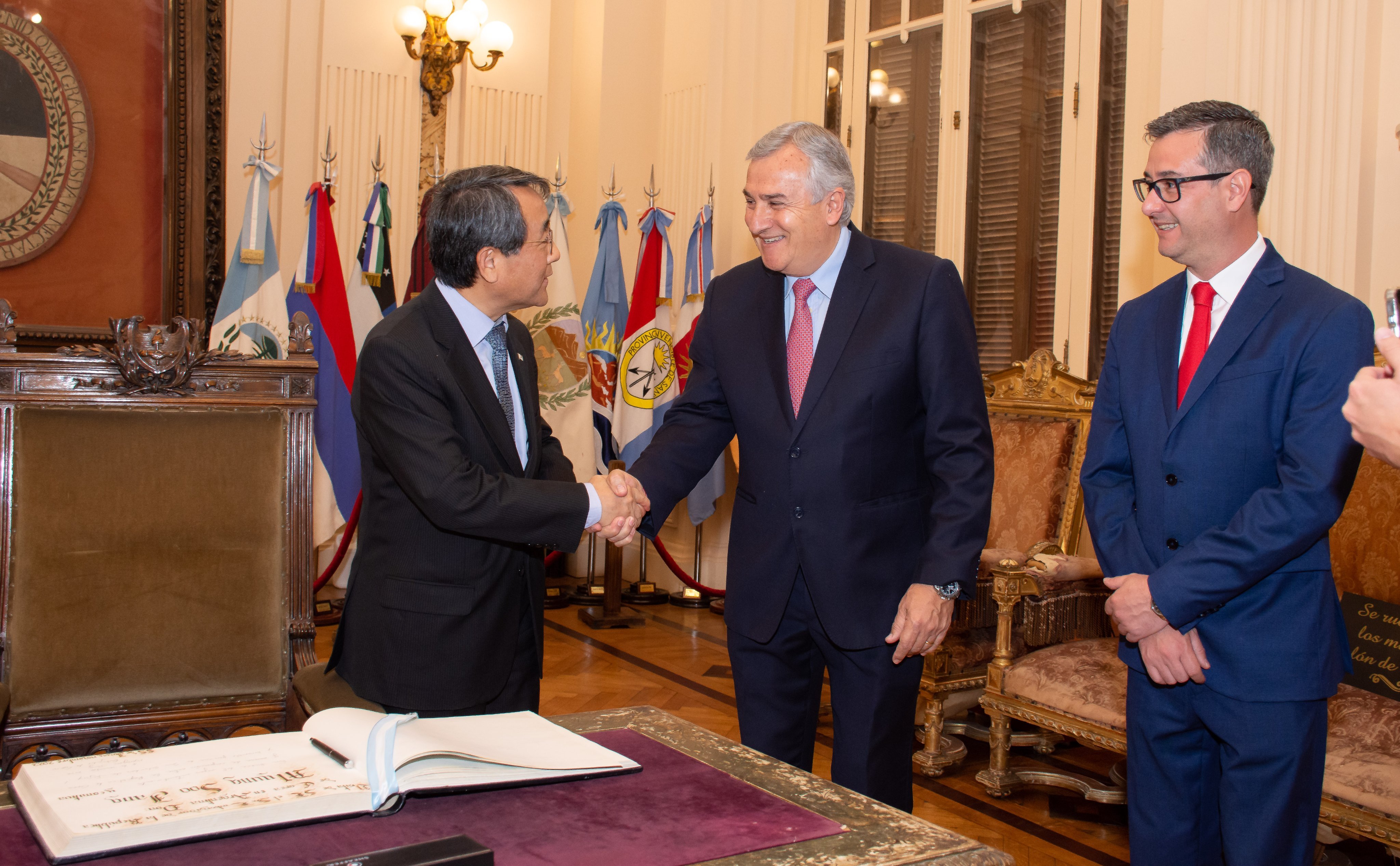El embajador de Corea del Sur destacó la posibilidad de inversiones del país asiático en las energías de Jujuy.