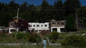 Villa Mascardi: denuncian que vandalizaron el “rewe” de la comunidad mapuche desalojada