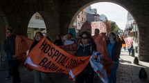Imagen de Los trabajadores de la salud de Bariloche marcharon al Centro Cívico