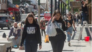 Regresan a Bariloche los egresados de Chile con vuelos chárters
