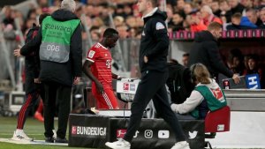 Mané salió con una molestia en el Bayern Múnich y Senegal teme por una lesión