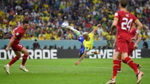 Brasil le ganó 2 a 0 a Serbia con dos goles de Richarlison en su debut en el Mundial de Qatar