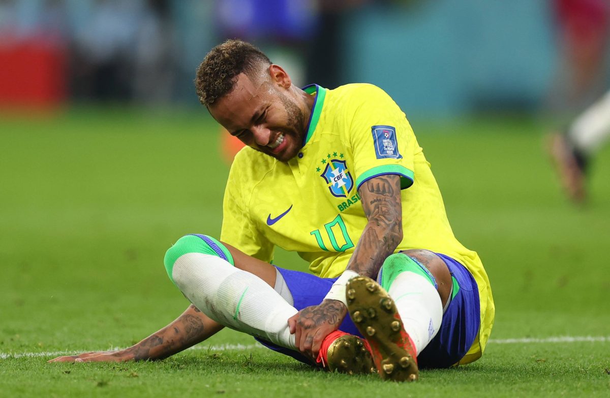 Neymar sufrió nueve infracciones contra Serbia y una de ellas terminó en lesión. 