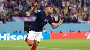 Mundial de Qatar: Francia le ganó 2 a 1 a Dinamarca y clasificó a octavos