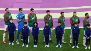 Qué pasó con Bono, el arquero de Marruecos que cantó el himno y pidió el cambio antes de jugar