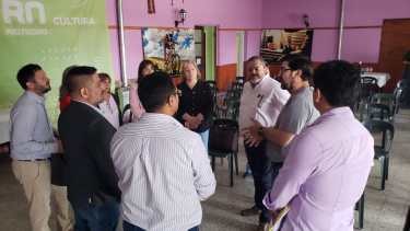 Técnicos del área de Hacienda del Ente, informan a los intendentes que la licitación para la compra de los reguladores quedó desierta. Foto: Gentileza.