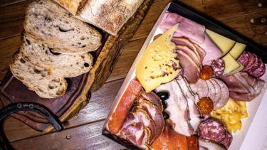 Picada Mundial (III): Con sabor cordillerano entre ahumados y conservas