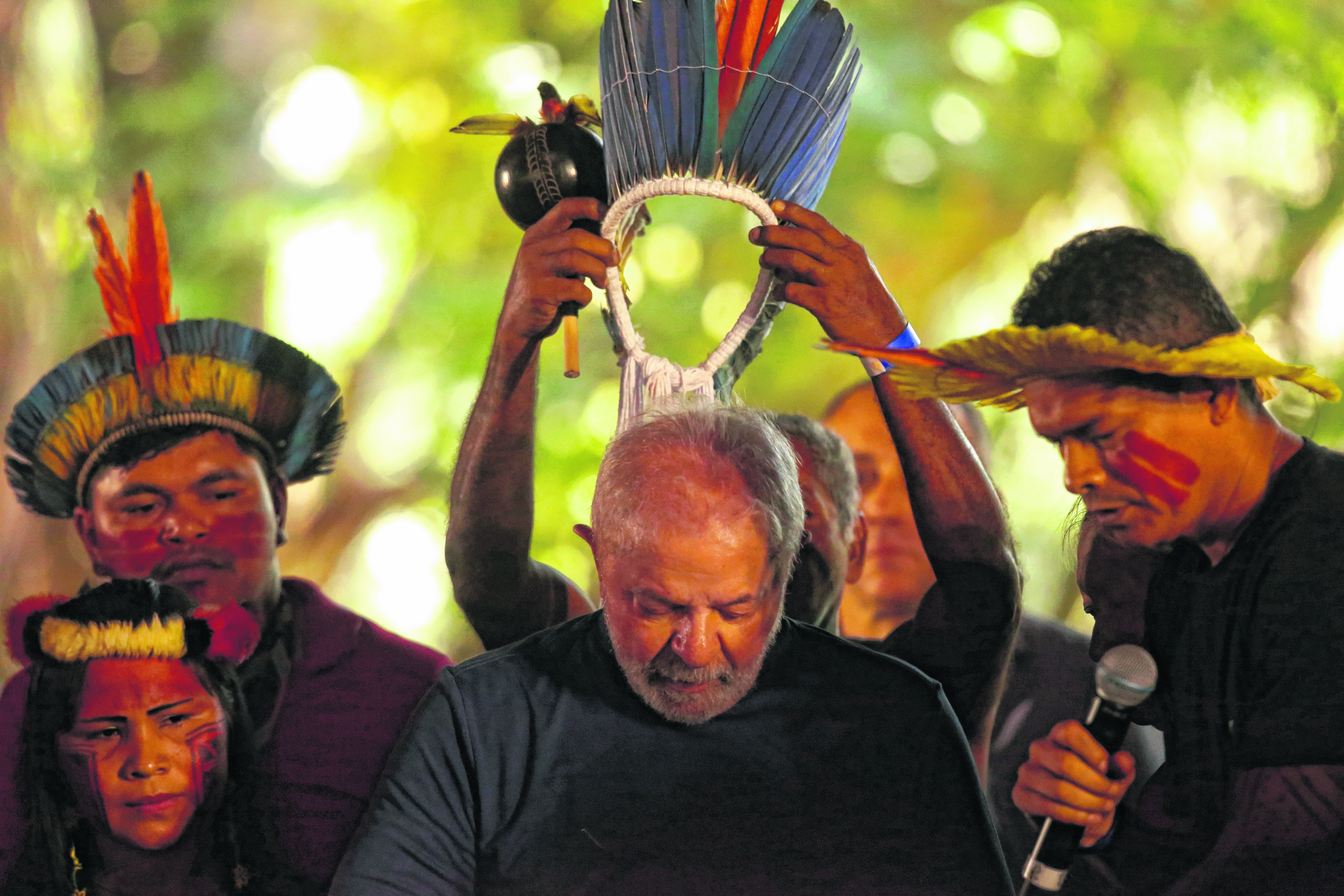 Lula prometió en campaña a los pueblos indígenas terminar con los incendios y la deforestación.
