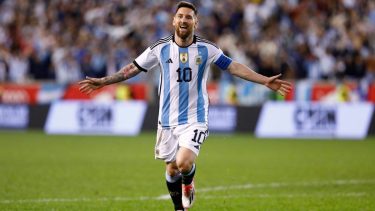 La Pulga publicó una emocionante arenga en sus redes sociales a un día del debut en Qatar 2022.