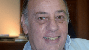 Cachanosky: “Lo de dolarizar y cerrar el Banco Central es un discurso de barricada”