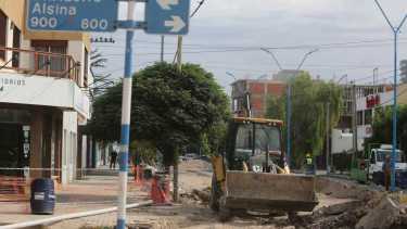 La obra sobre las calles Avenida Roca y  Alsina fue finalizada. Foto: Juan Thomes. 