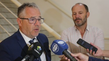 El año pasado el abogado brindó una conferencia de prensa junto al periodista. Hoy siguió el proceso de manera remota, desde Bahía Blanca. (foto: archivo)