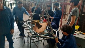De los talleres del CET 1 al Desafío ECO de YPF: estudiantes de Roca correrán con su propio auto