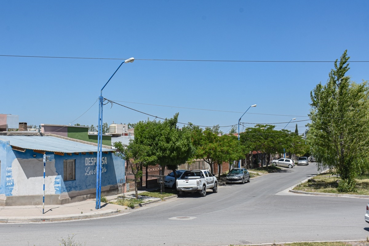 La imagen actual del barrio House Vial, que empezó a ser recorrido por técnicos del IPPV. (Foto: Juan Thomes)
