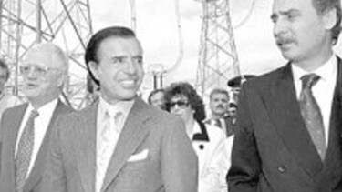 El entonces presidente Menem y Sobisch en un acto en Neuquén durante la década del 90 (Foto: Archivo)