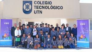 Estudiantes de Cutral Co presentaron proyectos de robótica y programación