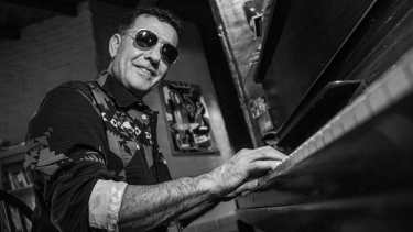 El pianista de la capital rionegrina volverá al escenario este viernes. Foto: Marcelo Ochoa.