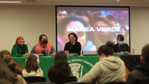 «Marea verde», la lucha por el aborto legal, seguro y gratuito, se presenta en Bariloche