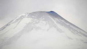 Por qué el volcán Villarrica requiere de nuestra atención especial, según un experto