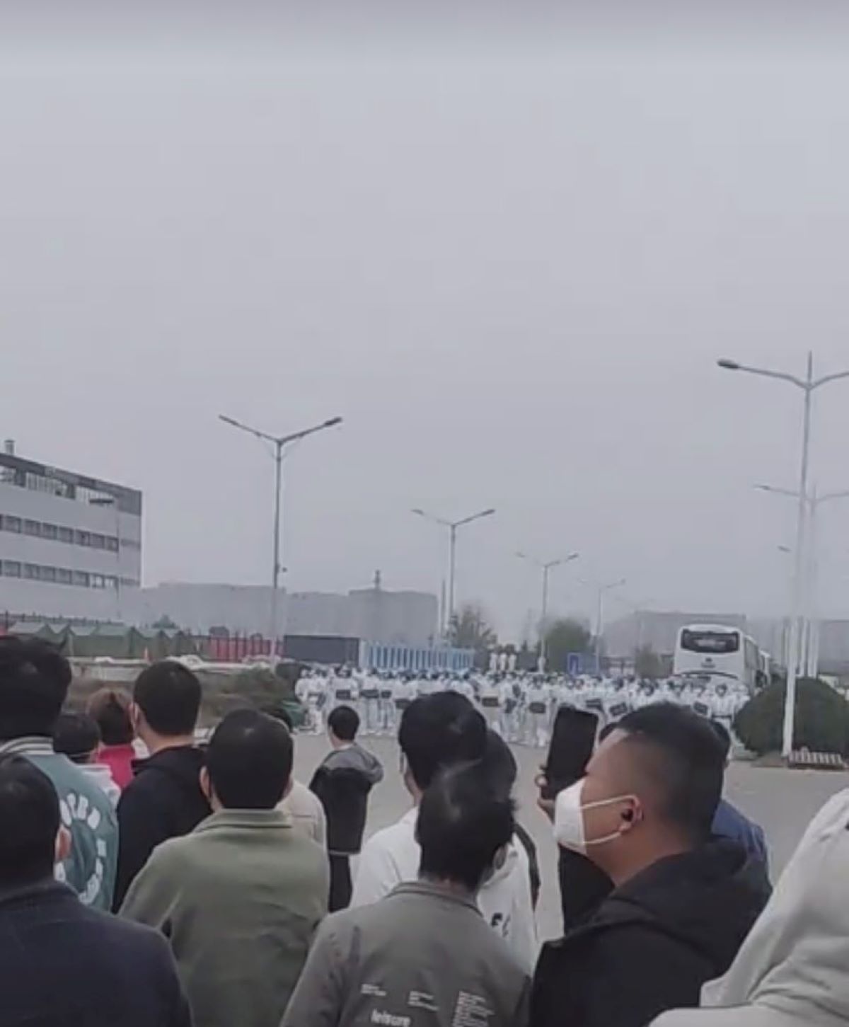 Zhengzhou, tiene la mayor fábrica de teléfonos iPhone del mundo. Foto: Gentileza Twitter @violazhouyi