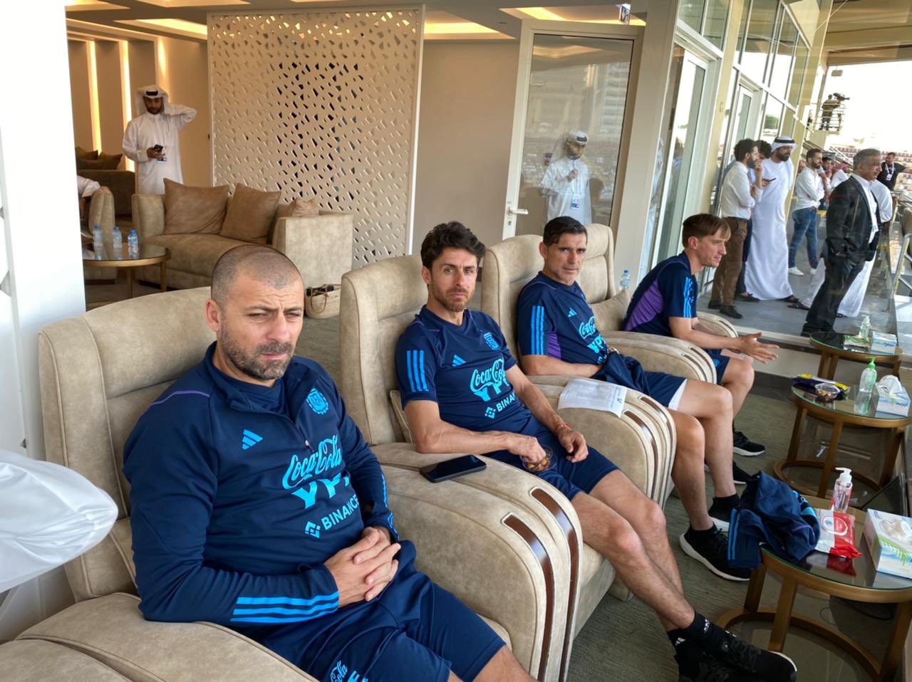 Los ayudantes de Scaloni tomaron nota en el amistoso del primer rival de la Argentina en Qatar.
