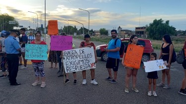 Los reclamos educativos de la EPET9 no cesan (archivo)