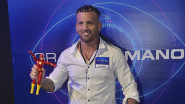 Juan de Gran Hermano ayudó a una mujer y el video se viralizó en las redes sociales. 