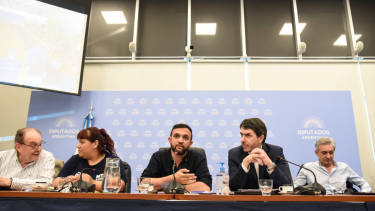 Continuó en comisión el tratamiento de la normativa por la gestión ecológica de envases, con expositores de cooperativas, cámaras y autoridades nacionales. Foto Diputados. 