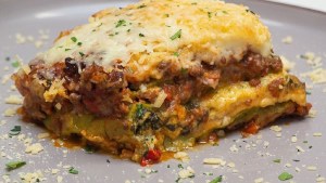 Hoy: lasaña de espinaca, jamón y queso