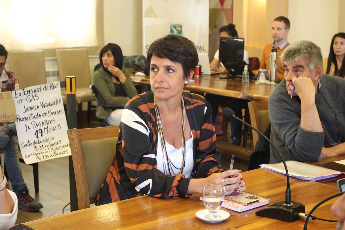 La jefa de Gabinete municipal de Bariloche, Marcela González Abdala, vinculó la denuncia a las elecciones. Foto: archivo
