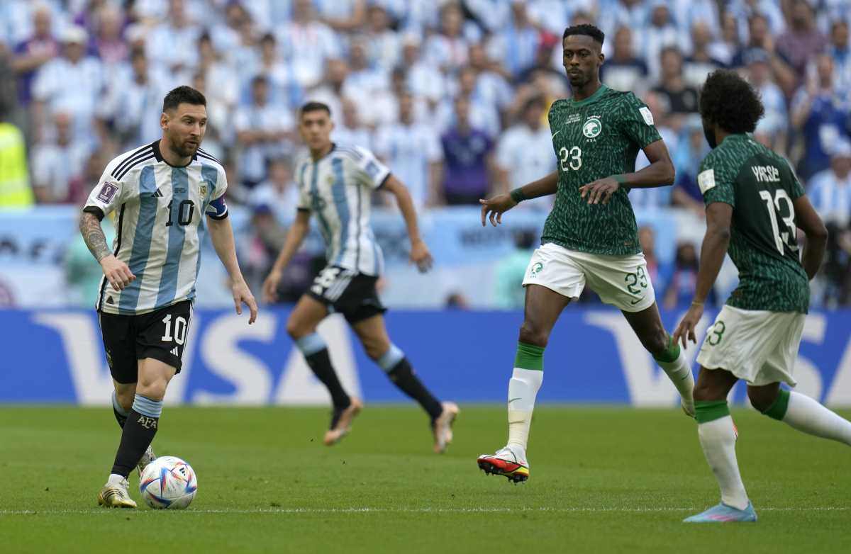 Messi no pudo desequilibrar en el partido de Argentina contra Arabia Saudita. (AP Photo/Ricardo Mazalan)
