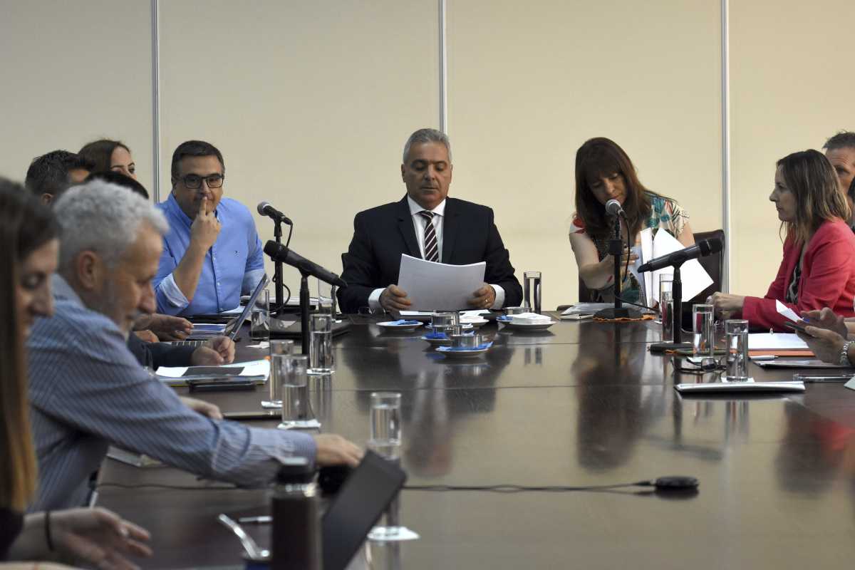 El vocal Germán Busamia expuso el proyecto de presupuesto 2023 del Poder Judicial. Foto: Matías Subat.