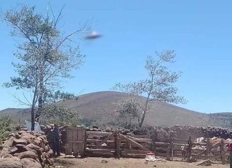 Así se ve la imagen del objeto volador no identificado que sorprendió a la zona de Andacollo. Foto: gentileza.-