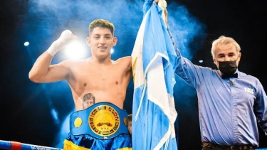 El invicto Corzo, la gran atracción de un súper programa con primeras figuras