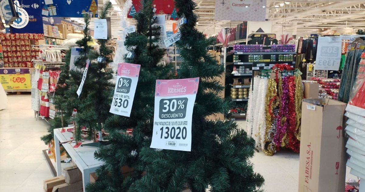 Feriado del 8 de diciembre: cuánto sale armar el árbol de navidad en Neuquén