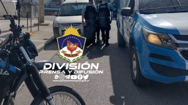 El ladrón es un sujeto mayor de edad, miembro de una reconocida familia gitana que vive en el barrio y que estaría vinculado a otros hechos.