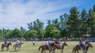 Las actividades por el Día de la Tradición en Roca, se desarrollarán en el predio de Destrezas Criollas en la Isla 32. Foto Archivo.