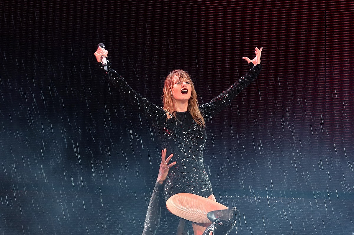Taylor Swift en su ultima gira "Reputation Tour".